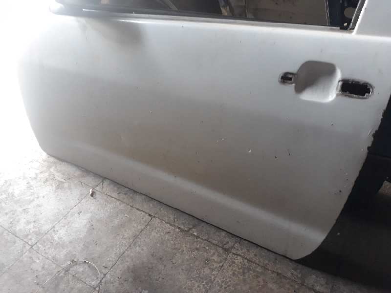 PUERTA DELANTERA IZQUIERDA