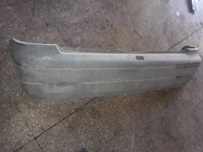 PARAGOLPES TRASERO