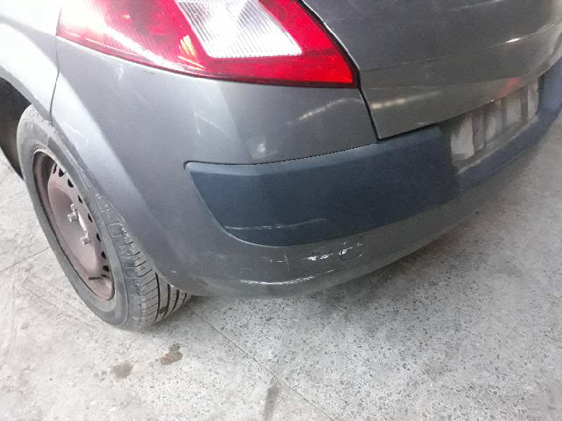 PARAGOLPES TRASERO