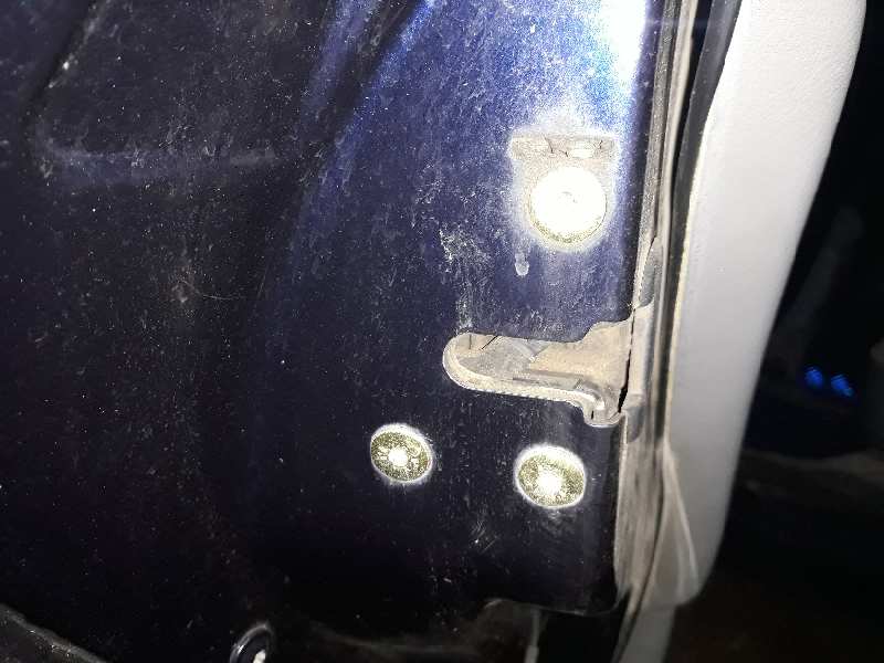 CERRADURA PUERTA TRASERA IZQUIERDA 