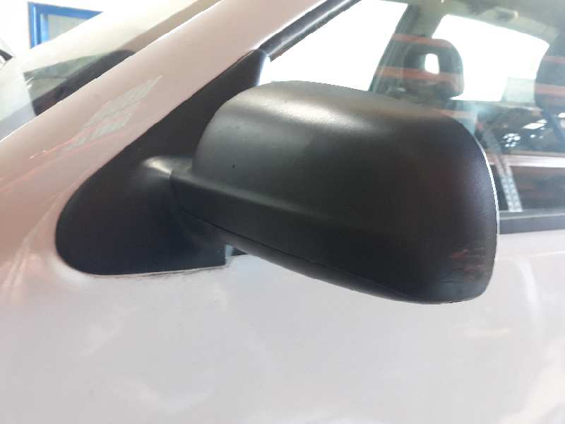 RETROVISOR IZQUIERDO