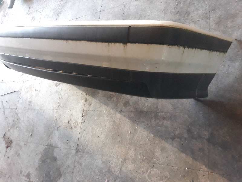 PARAGOLPES TRASERO