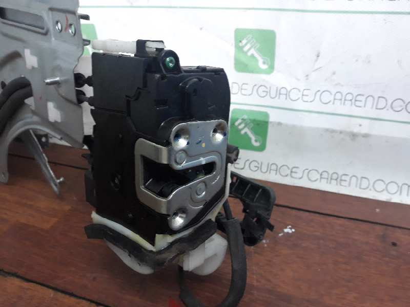 CERRADURA PUERTA DELANTERA IZQUIERDA 