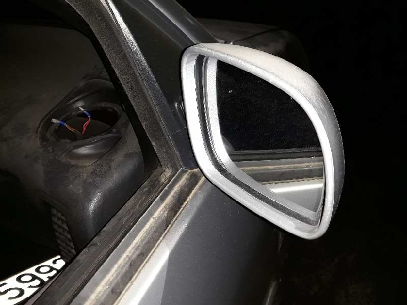 RETROVISOR DERECHO