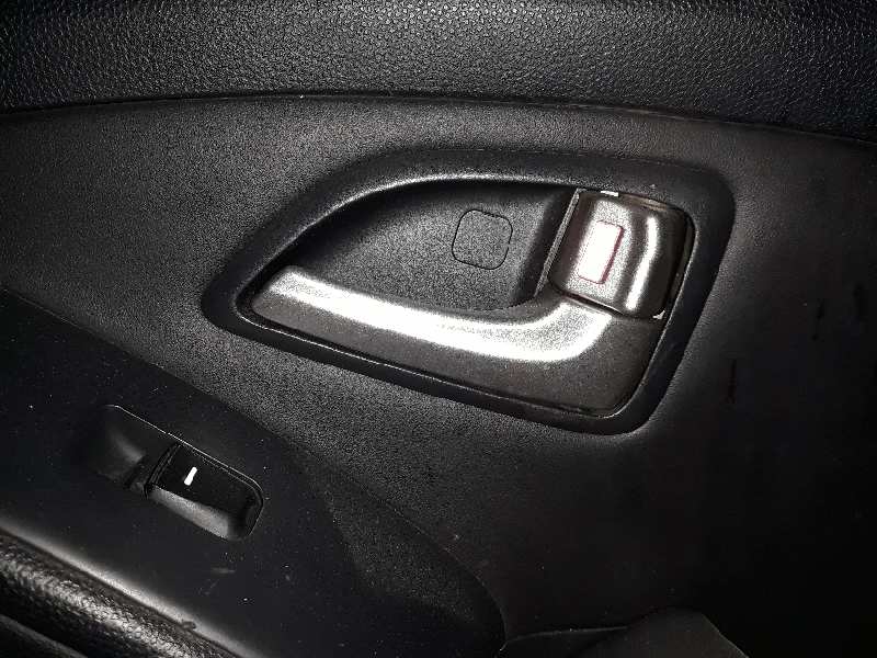 MANETA INTERIOR DELANTERA DERECHA