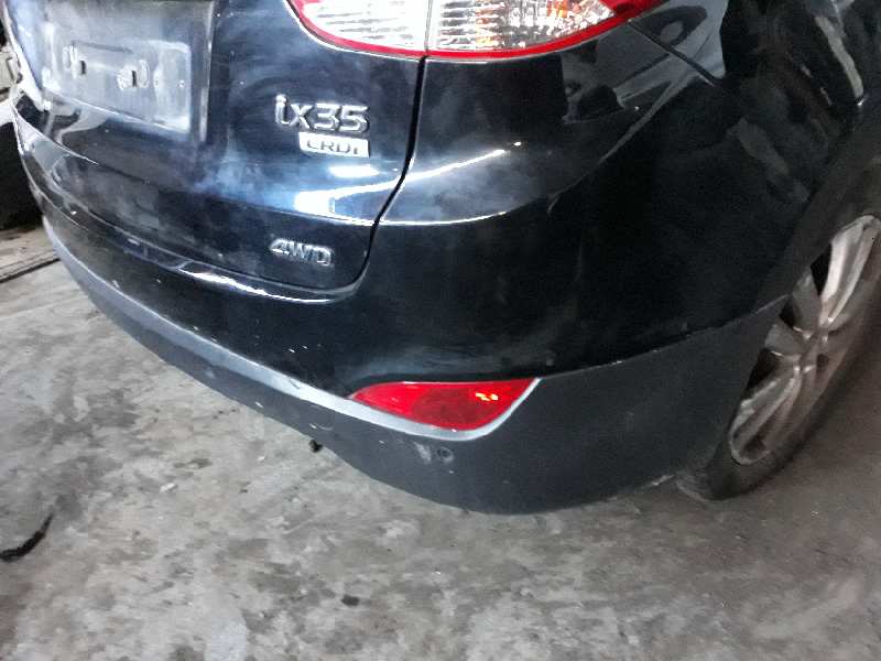 PARAGOLPES TRASERO