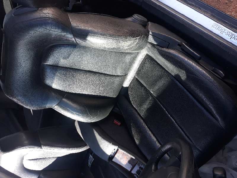 ASIENTO DELANTERO IZQUIERDO