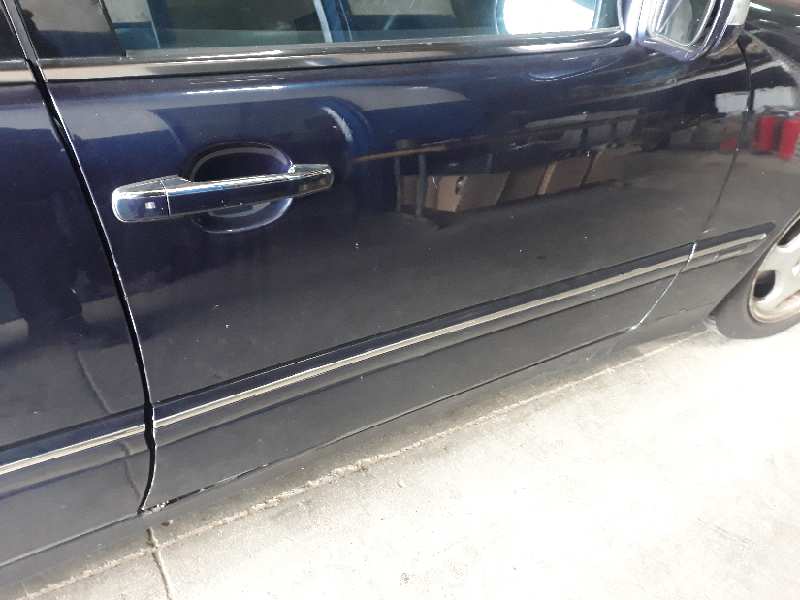 PUERTA DELANTERA DERECHA