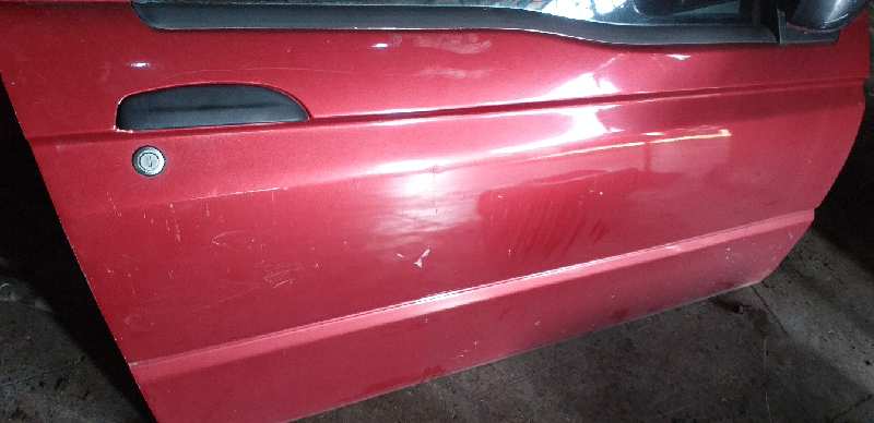 PUERTA DELANTERA DERECHA ALFA ROMEO 145 ROJO