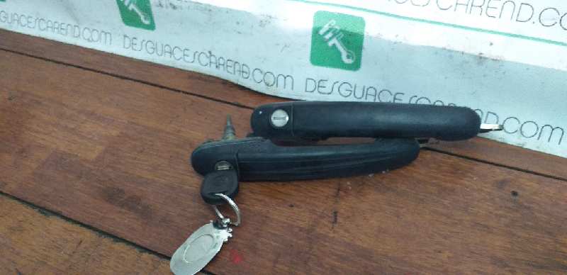 MANETA EXTERIOR DELANTERA IZQUIERDA