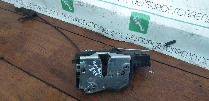 CERRADURA PUERTA TRASERA DERECHA 
