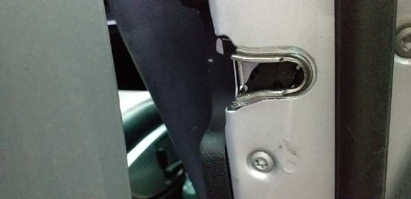CERRADURA PUERTA DELANTERA DERECHA