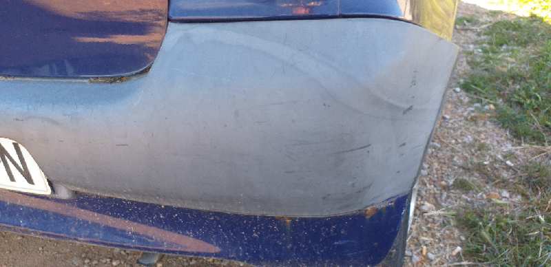 PARAGOLPES TRASERO