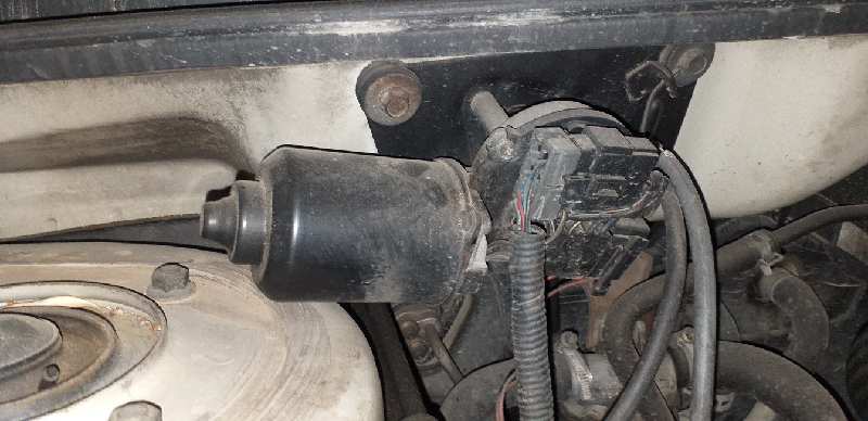 MOTOR LIMPIA DELANTERO