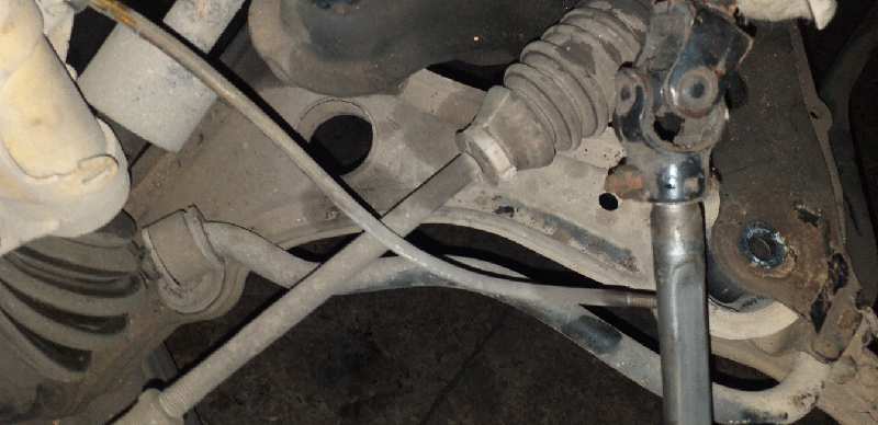 BRAZO SUSPENSION INFERIOR DELANTERO IZQUIERDO
