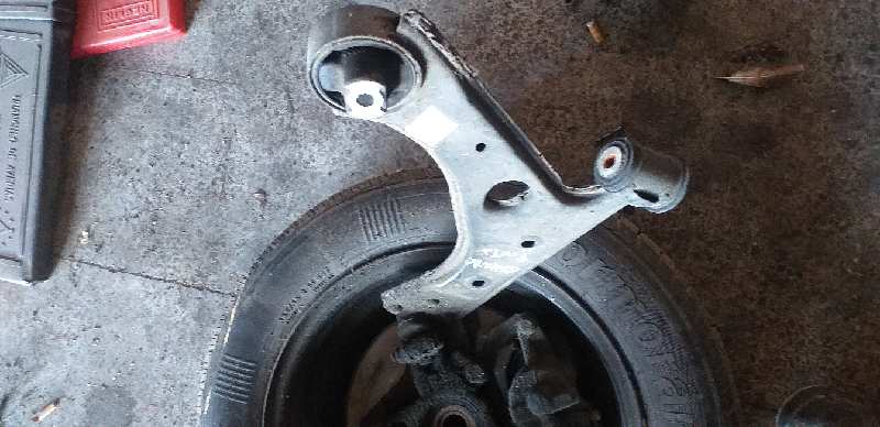 BRAZO SUSPENSION INFERIOR DELANTERO DERECHO