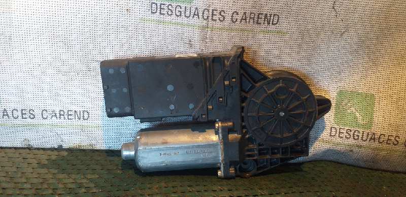 MOTOR ELEVALUNAS DELANTERO DERECHO