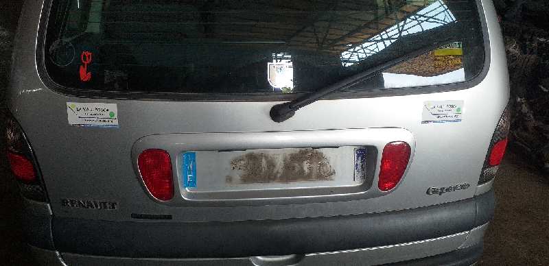 PORTON TRASERO
