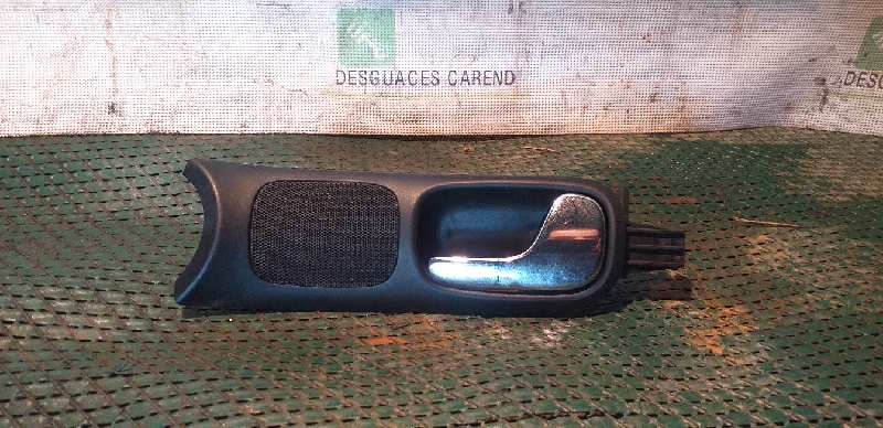 MANETA INTERIOR DELANTERA DERECHA
