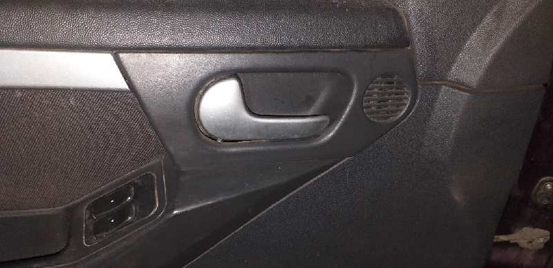 MANETA INTERIOR DELANTERA IZQUIERDA