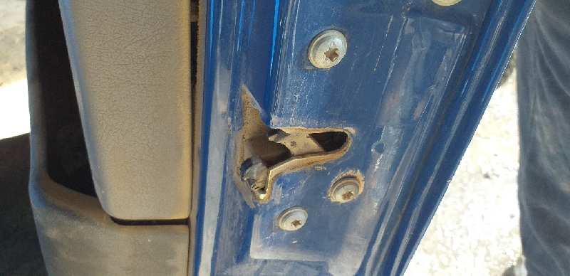 CERRADURA PUERTA DELANTERA DERECHA