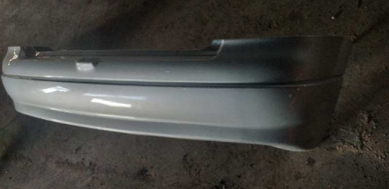 PARAGOLPES TRASERO
