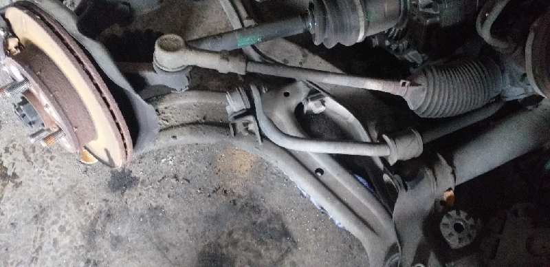 BRAZO SUSPENSION INFERIOR DELANTERO IZQUIERDO