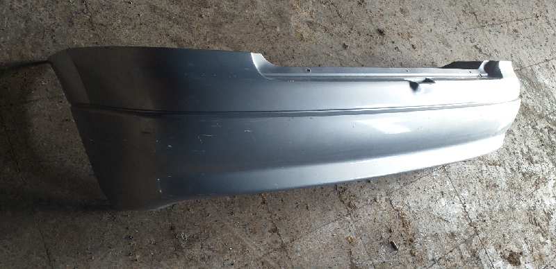 PARAGOLPES TRASERO