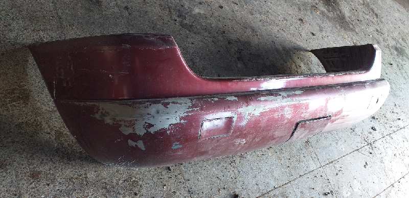 PARAGOLPES TRASERO