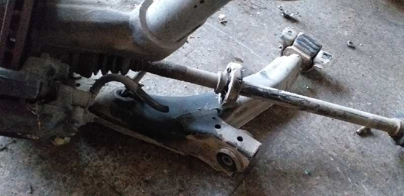 BRAZO SUSPENSION INFERIOR DELANTERO DERECHO