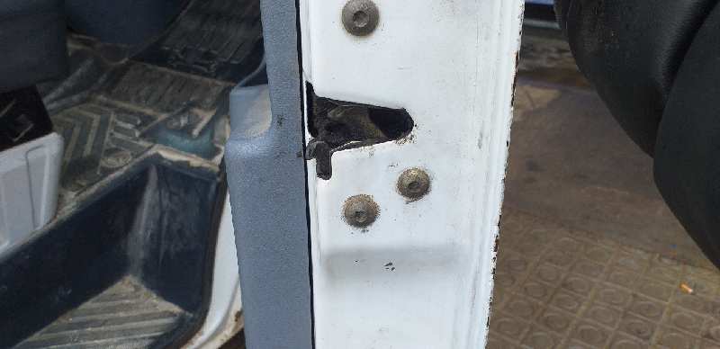 CERRADURA PUERTA DELANTERA DERECHA