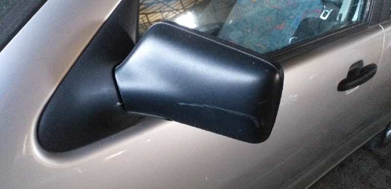 RETROVISOR IZQUIERDO