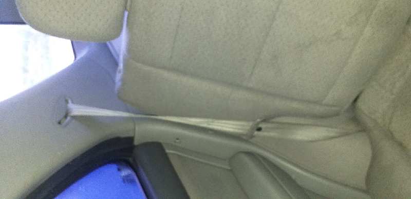 CINTURON SEGURIDAD TRASERO DERECHO