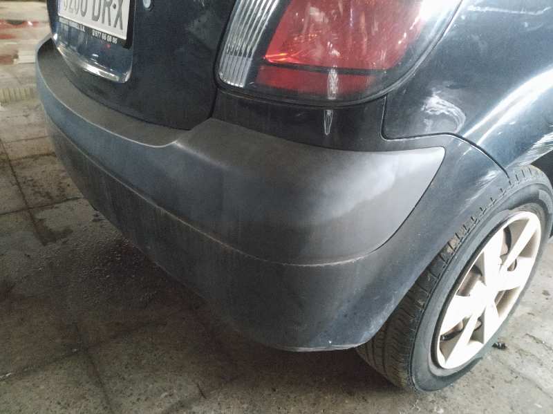 PARAGOLPES TRASERO