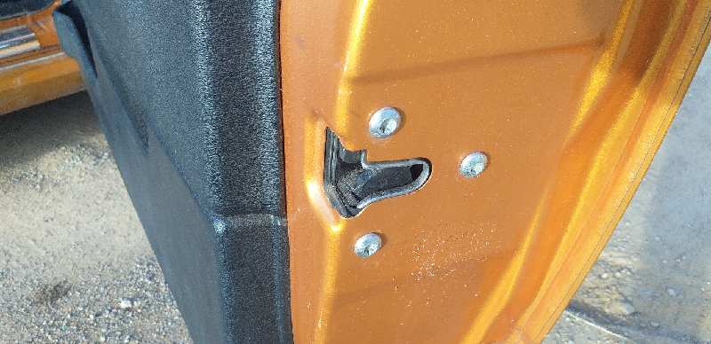 CERRADURA PUERTA DELANTERA DERECHA