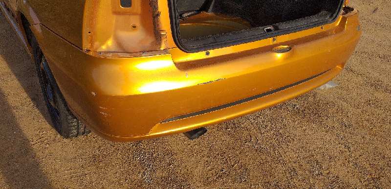 PARAGOLPES TRASERO