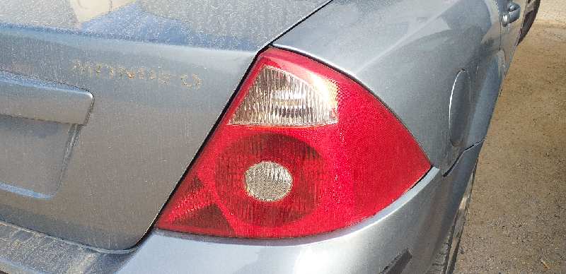 PILOTO TRASERO DERECHO