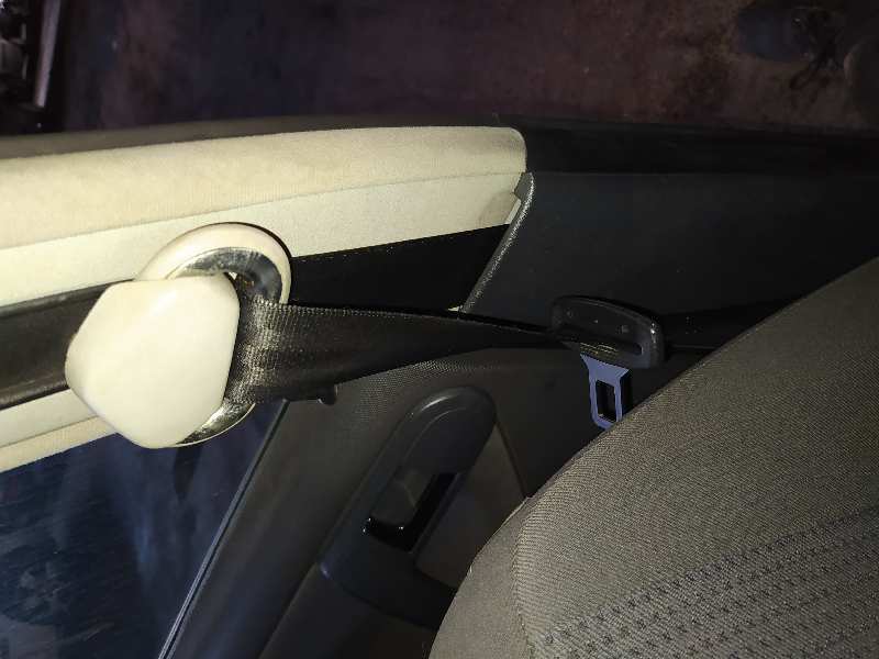 CINTURON SEGURIDAD DELANTERO IZQUIERDO
