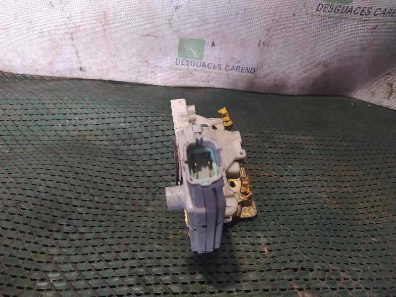 CERRADURA PUERTA DELANTERA IZQUIERDA 