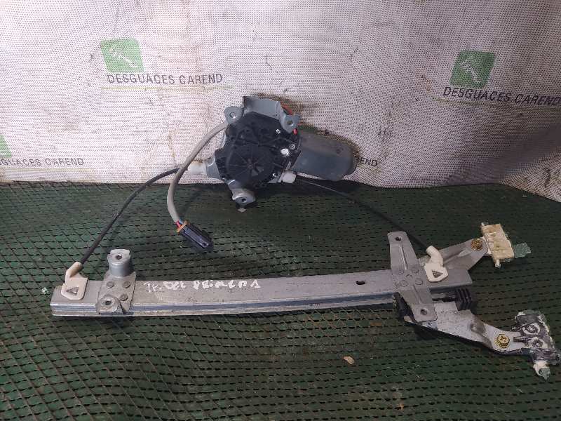 ELEVALUNAS TRASERO DERECHO