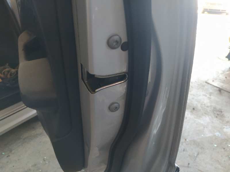 CERRADURA PUERTA DELANTERA DERECHA