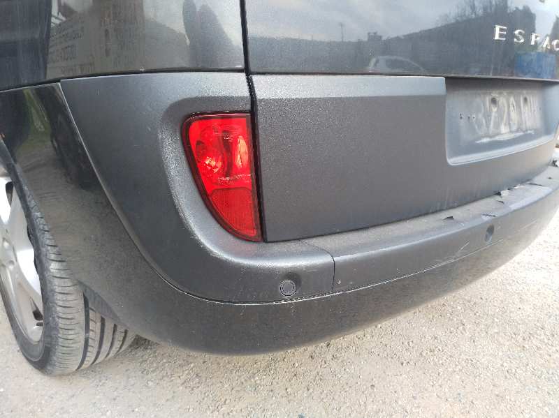 PARAGOLPES TRASERO