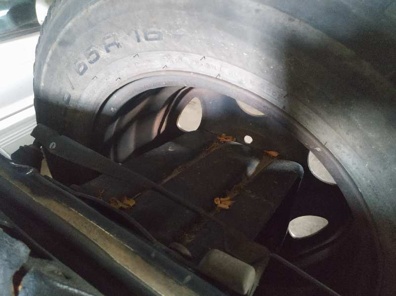SOPORTE RUEDA RECAMBIO 