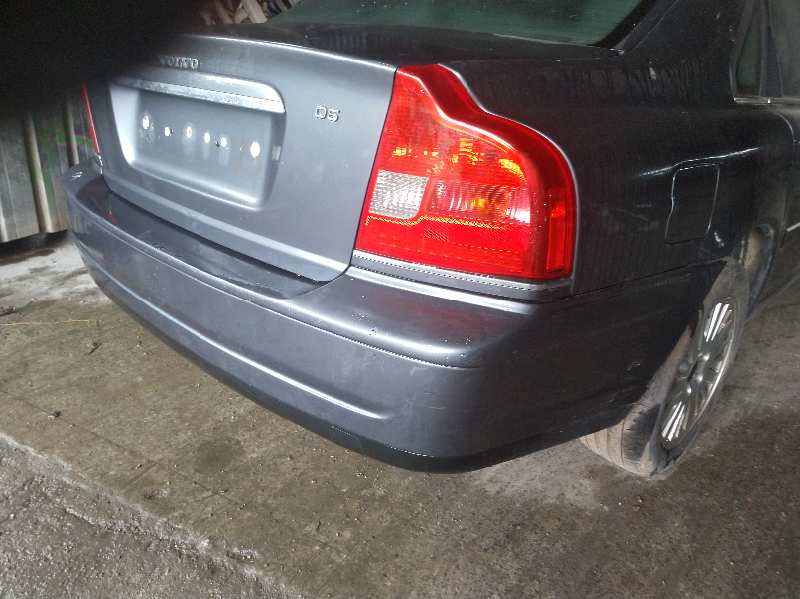 PARAGOLPES TRASERO
