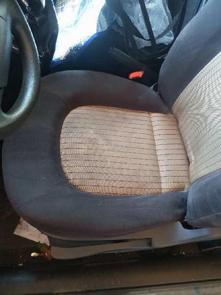 ASIENTO DELANTERO IZQUIERDO