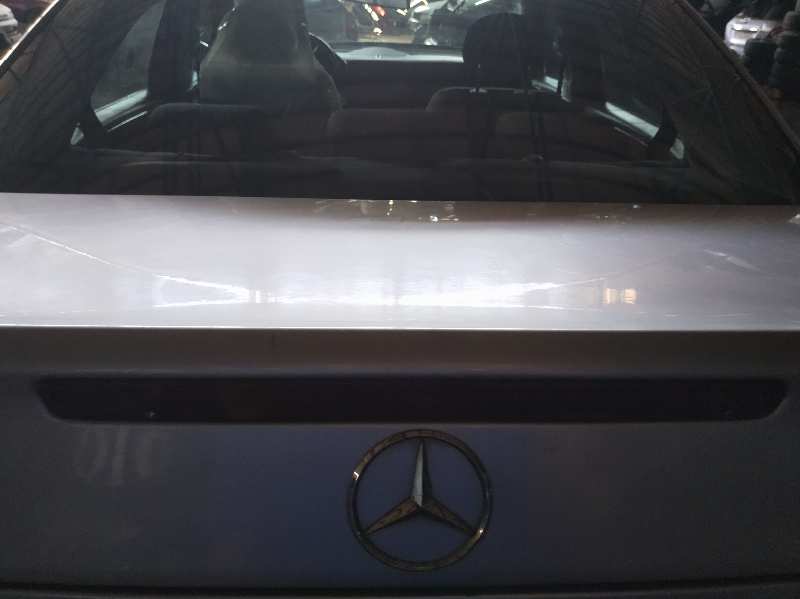 LUZ CENTRAL DE FRENO