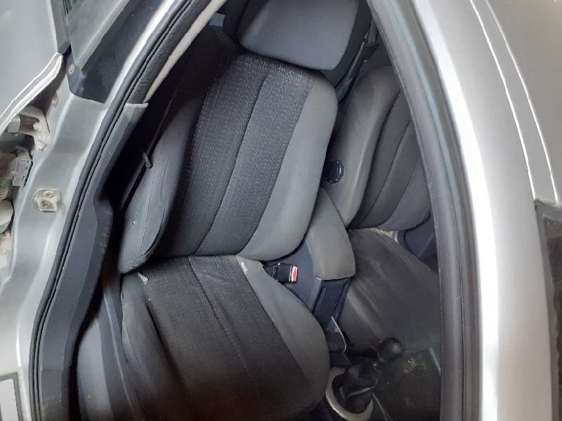 ASIENTO DELANTERO DERECHO