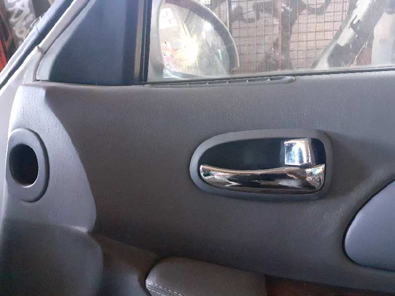 MANETA INTERIOR DELANTERA DERECHA