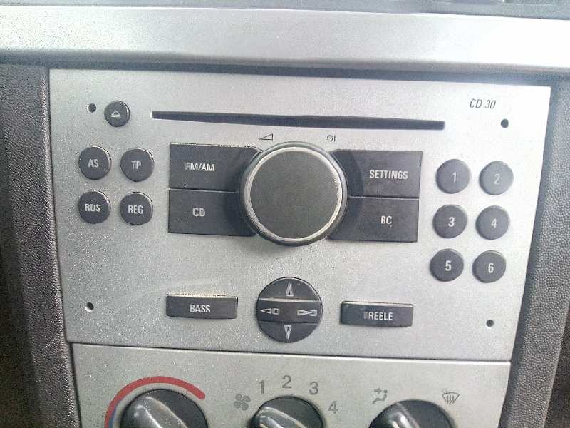 SISTEMA AUDIO - RADIO CD