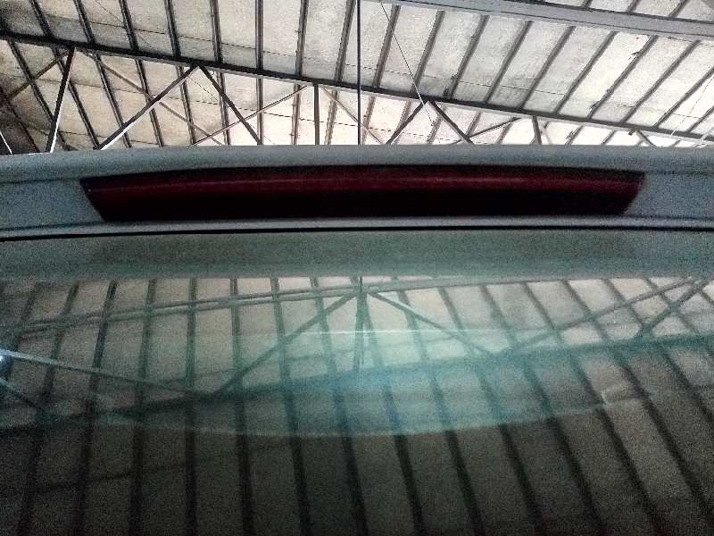 LUZ CENTRAL DE FRENO